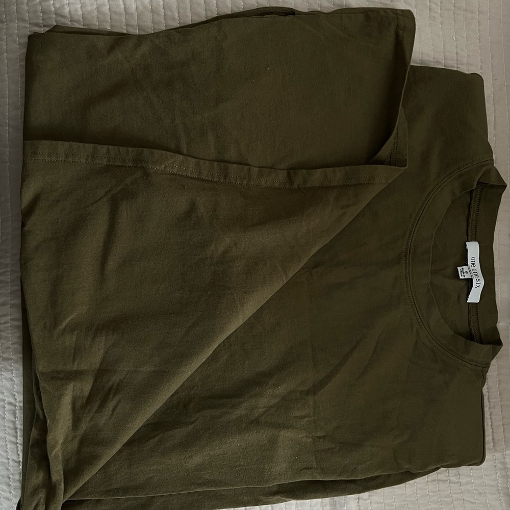 Olive green sleeveless dress with pockets